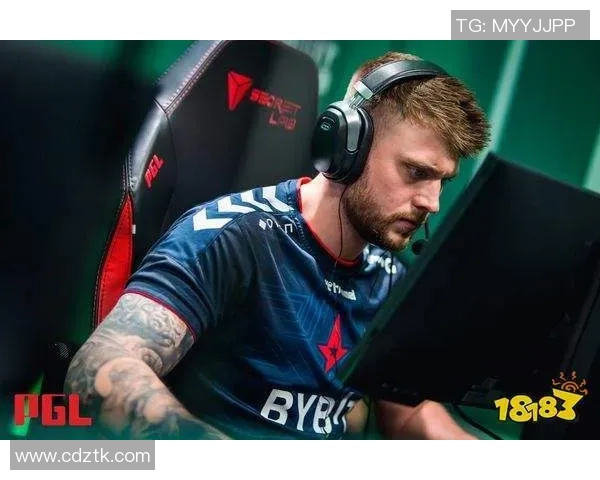 CSGO战术解析：深入探讨V5战队的进攻策略与执行细节