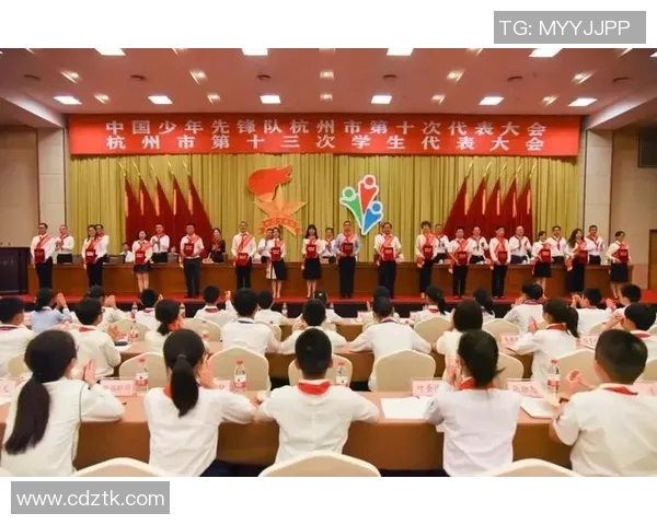 杭州足球队的全面转型与革新之路探索与展望