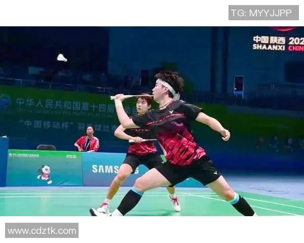 南京羽毛球队配合问题引发热议球员间默契与战术调整成焦点 南京羽毛球队配合问题引发热议球员间默契与战术调整成焦点