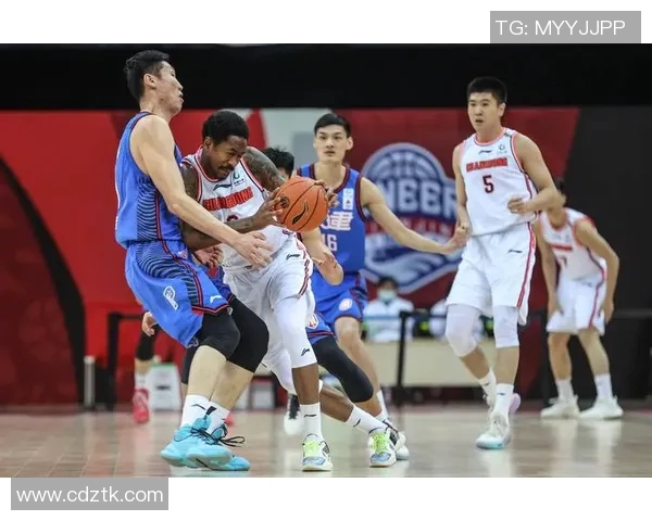 2017年CBA季后赛上海队对阵天津队精彩回顾与赛后分析