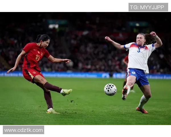 2016年英格兰与荷兰友谊赛精彩回顾与战术分析