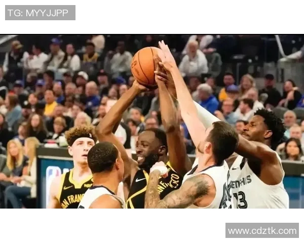 勇士与灰熊激战2017年最后一天精彩对决回顾 勇士与灰熊激战2017年最后一天精彩对决回顾