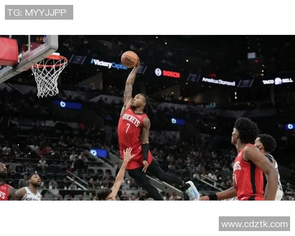 火箭队与掘金队激战正酣3月29日精彩对决引发球迷热议