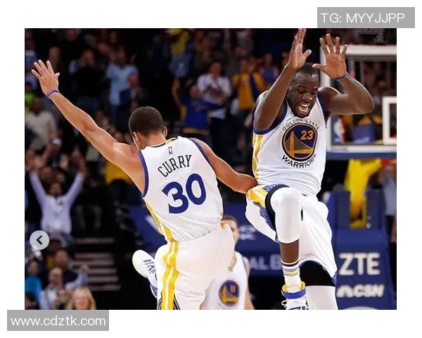 雷霆与勇士历史交锋战绩分析及胜负趋势探讨 雷霆与勇士历史交锋战绩分析及胜负趋势探讨