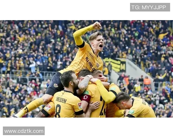 得累斯顿与菲尔特的精彩对决分析及赛季前景展望