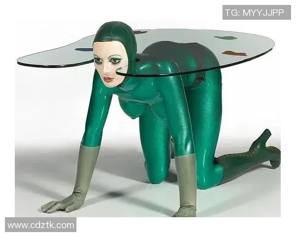 琼斯的冒险旅程:探索未知世界的奇幻故事与成长经历